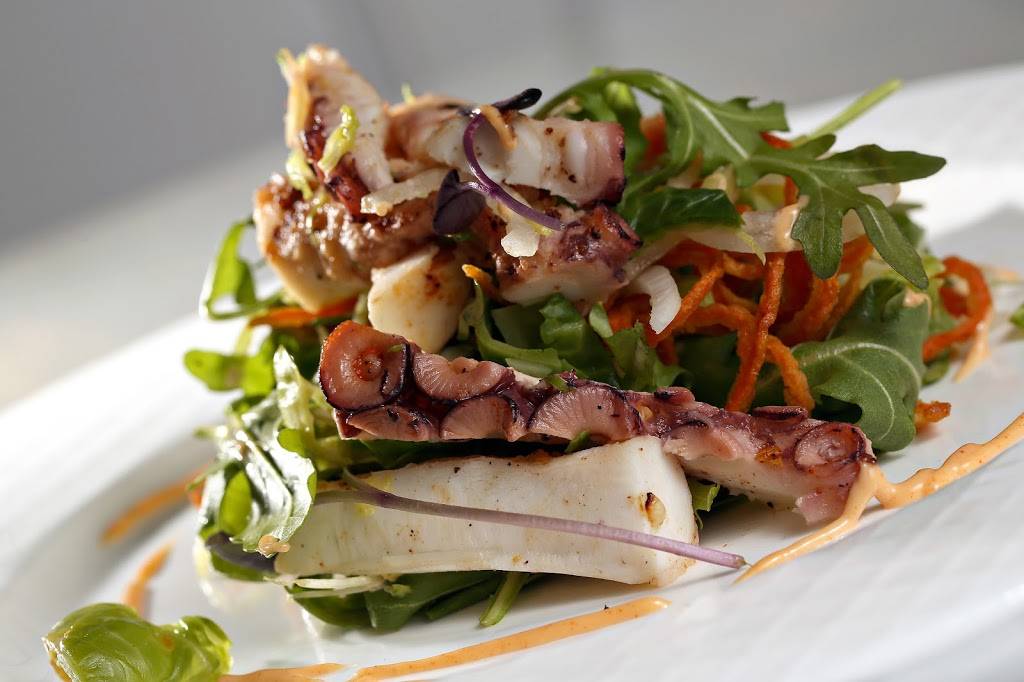 Beach House Cafe | restaurant | 220 Sound Beach Ave, Old Greenwich, CT 06870, USA | 2036370367 OR +1 203-637-0367