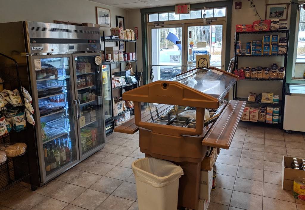 Piccolo Market | meal takeaway | 70 Whittier Hwy, Moultonborough, NH 03254, USA | 6032535128 OR +1 603-253-5128