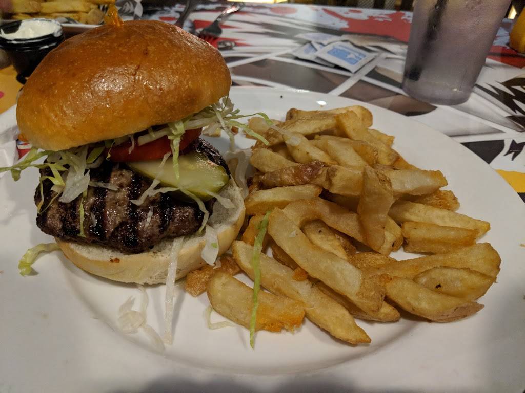 The Penalty Box | restaurant | 220 Bayview Dr, Barrie, ON L4N 2Z4, Canada | 7055032888 OR +1 705-503-2888