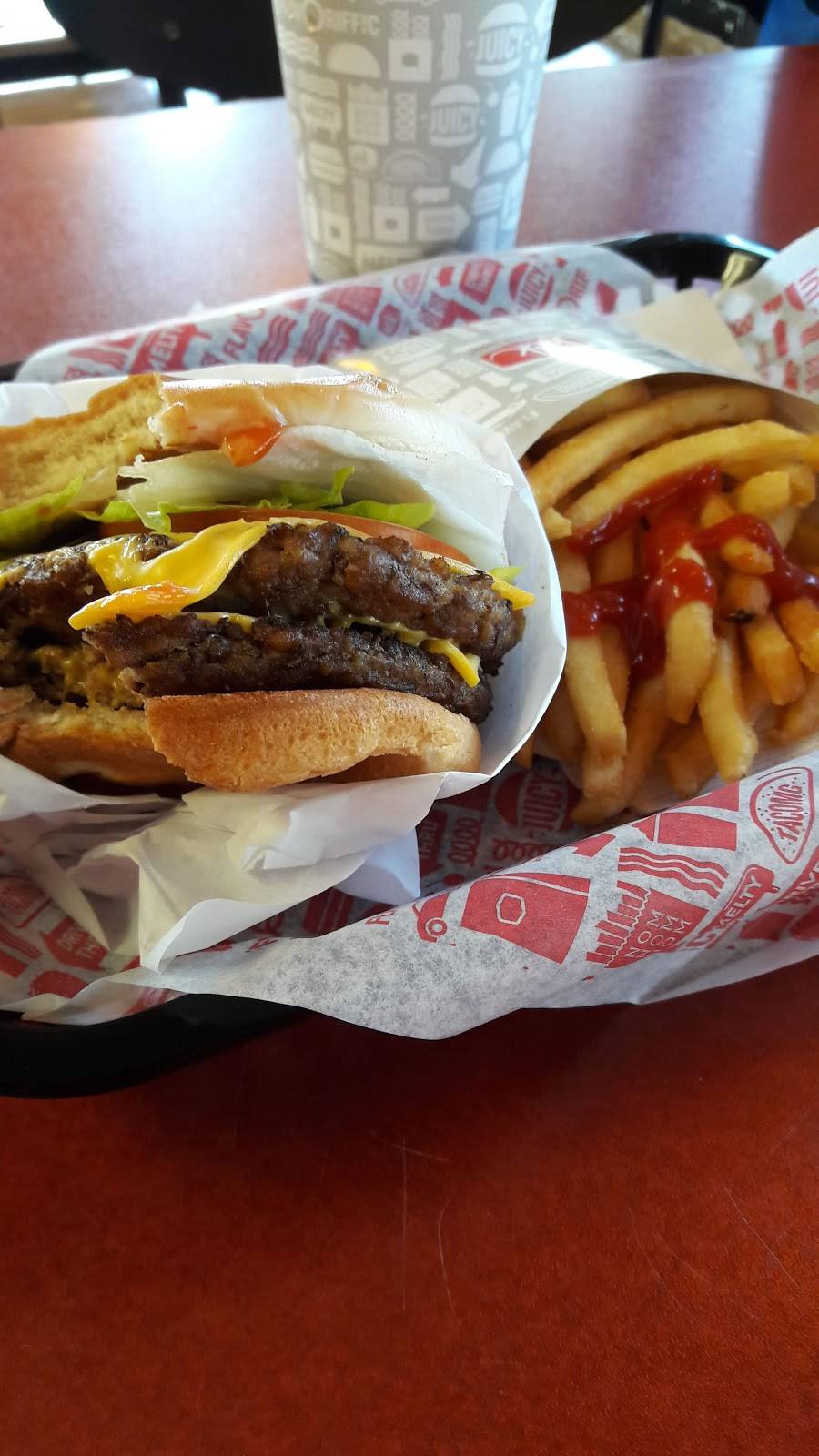 Jack in the Box | restaurant | 2235 Harbor Blvd, Costa Mesa, CA 92627, USA | 9495487027 OR +1 949-548-7027