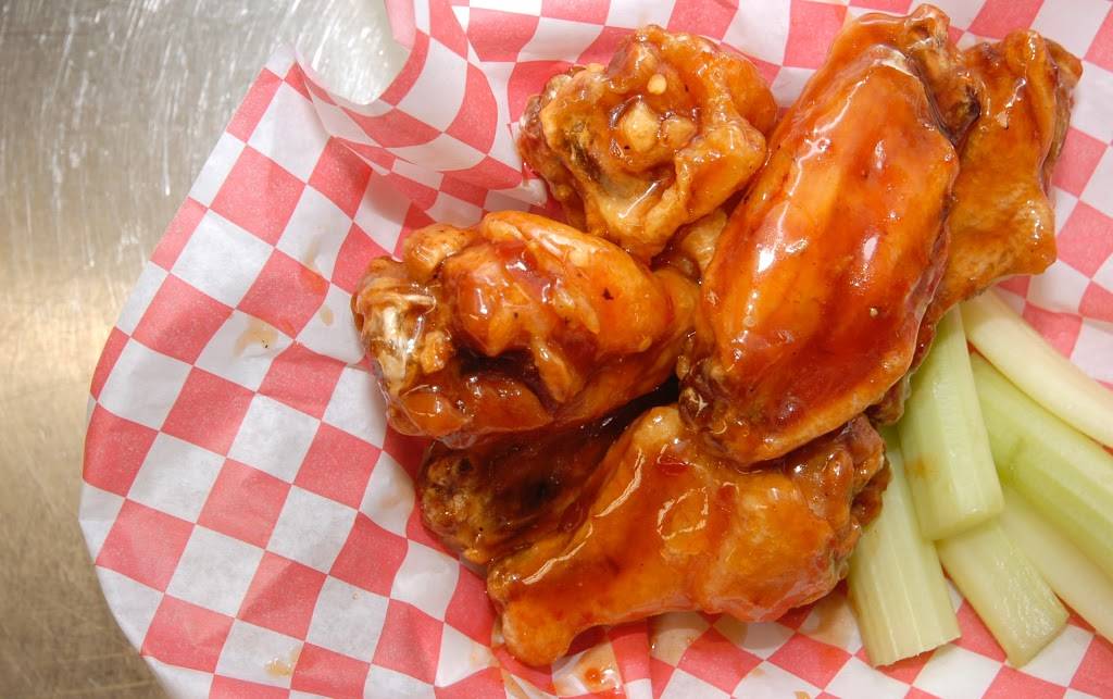 Snows Lakeside Tavern - Craft Beer - Steaks - Sports Bar - Wing | restaurant | 4344 Dry Ridge Rd, Cincinnati, OH 45252, USA | 5139545626 OR +1 513-954-5626