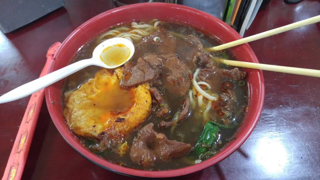 Maikley Cafe | restaurant | 5819 8th Ave, Brooklyn, NY 11220, USA | 7186333838 OR +1 718-633-3838