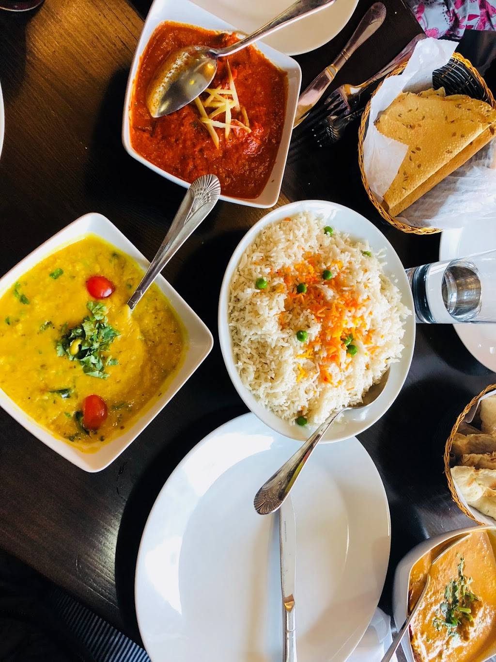 Nimbooda | restaurant | 664 Washington Ave, Brooklyn, NY 11238, USA | 7186224616 OR +1 718-622-4616