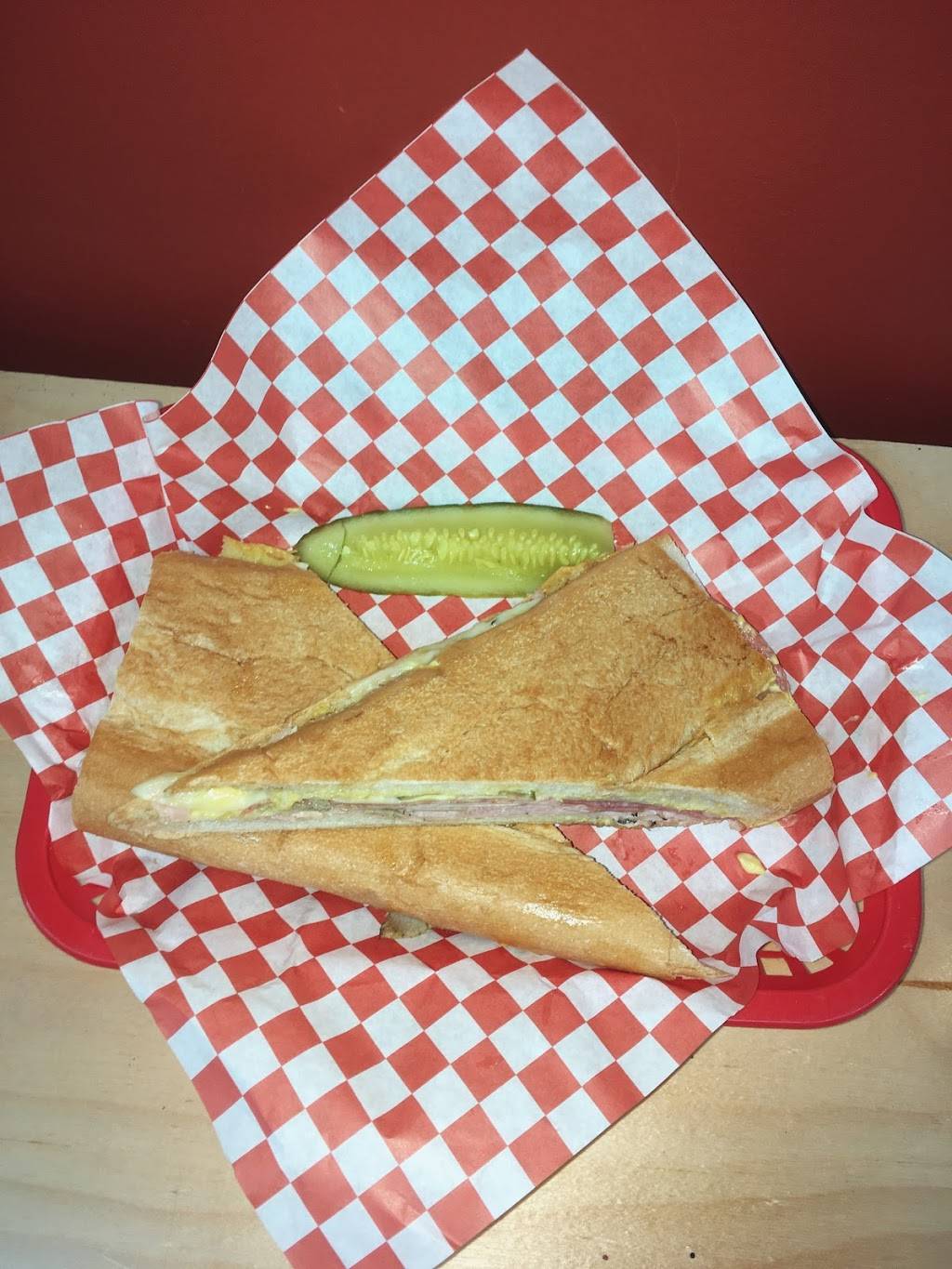 721 Gourmet Deli | restaurant | 8234 Causeway Blvd, Tampa, FL 33619, USA | 8136201721 OR +1 813-620-1721