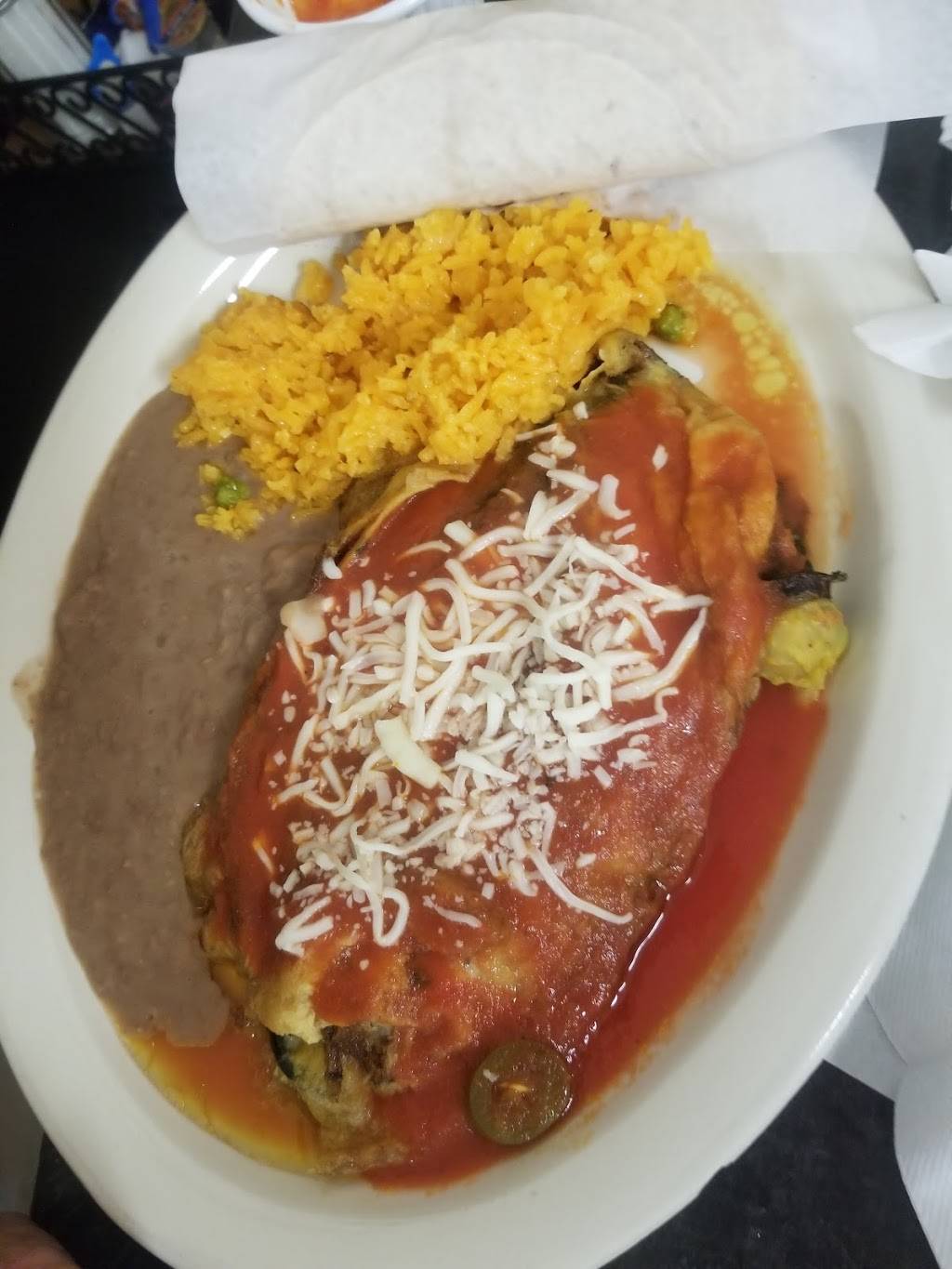 Kenyas Family Restaurant | restaurant | 27 S Main St, Clintonville, WI 54929, USA | 7154603511 OR +1 715-460-3511