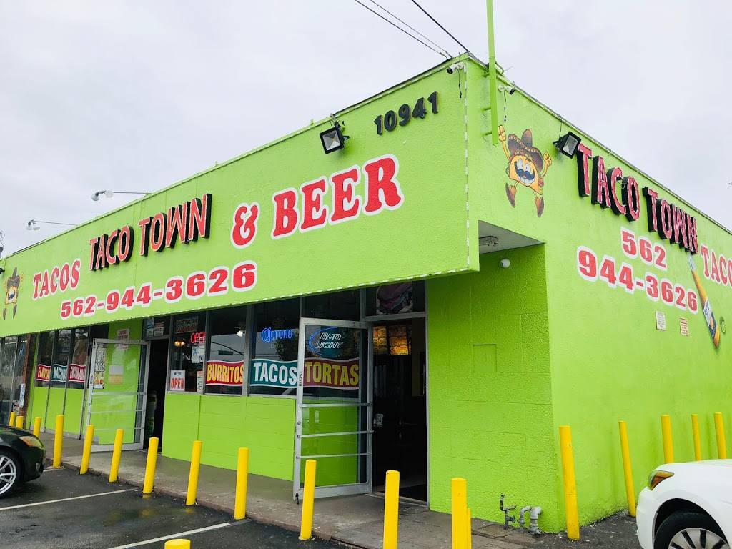 Taco Town | restaurant | 10941 Norwalk Blvd, Santa Fe Springs, CA 90670, USA | 5629443626 OR +1 562-944-3626