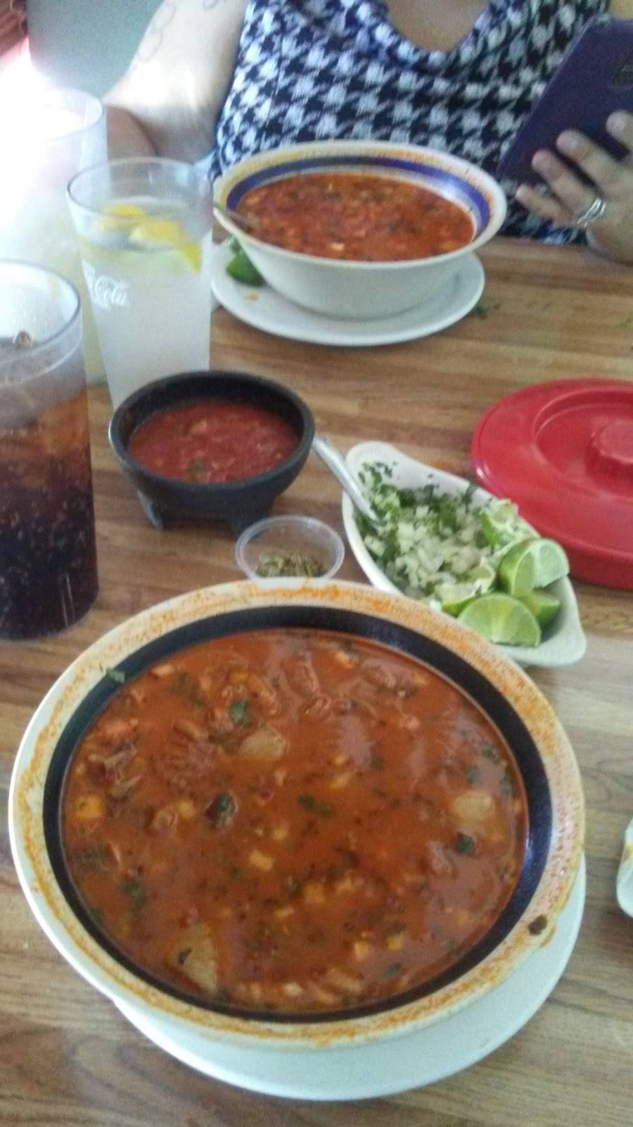 Totos Mexican Restaurant | restaurant | 12142 Hesperia Rd, Victorville, CA 92395, USA | 7602419599 OR +1 760-241-9599