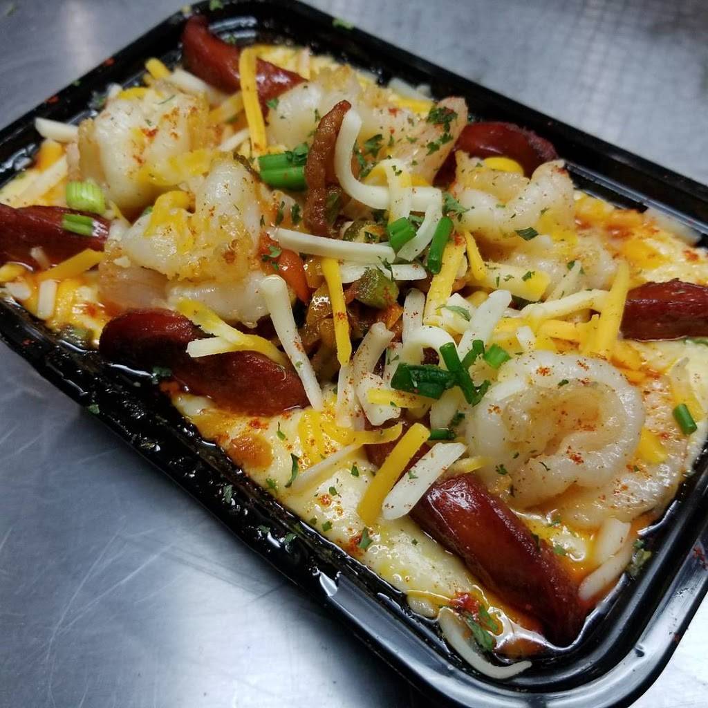 Randys Chicken And Waffles | restaurant | 2791 W Ave L, Lancaster, CA 93536, USA | 6614665599 OR +1 661-466-5599