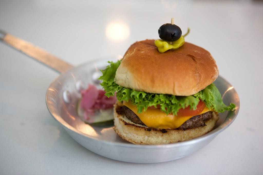 Small Batch | restaurant | 237 W 5th St, Winston-Salem, NC 27101, USA | 3368936395 OR +1 336-893-6395