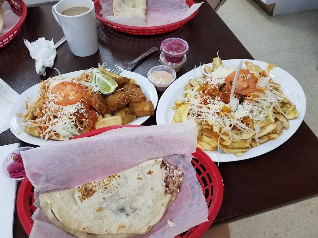 Pollo Costeño | restaurant | 10825 Dennis Rd, Dallas, TX 75229, USA | 9722434954 OR +1 972-243-4954