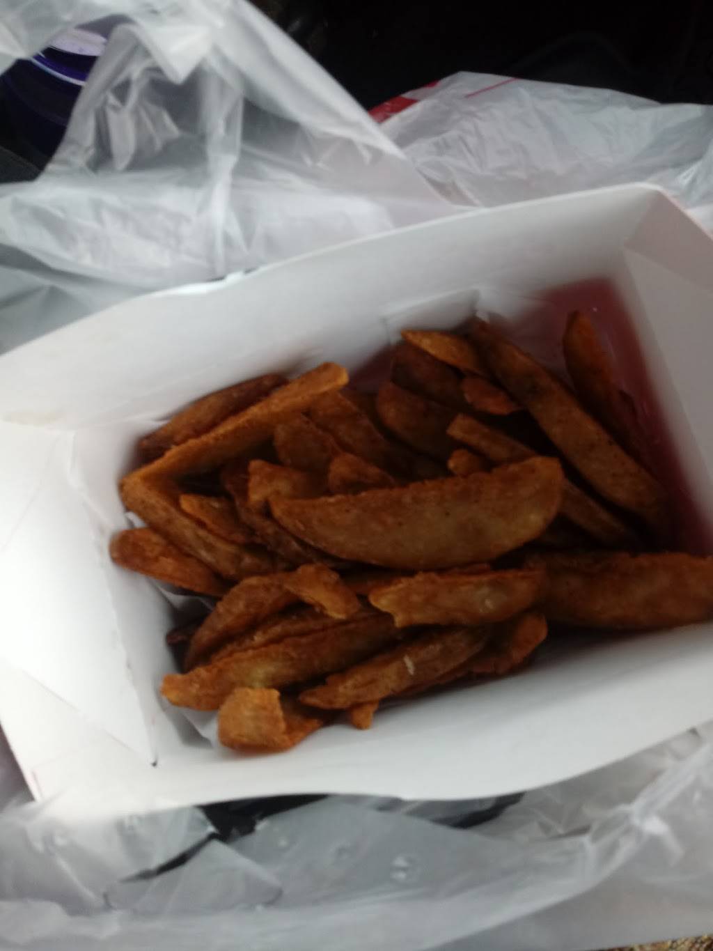 KFC | restaurant | 241 US Highway 6, South Dr, Ligonier, IN 46767, USA | 2608949788 OR +1 260-894-9788