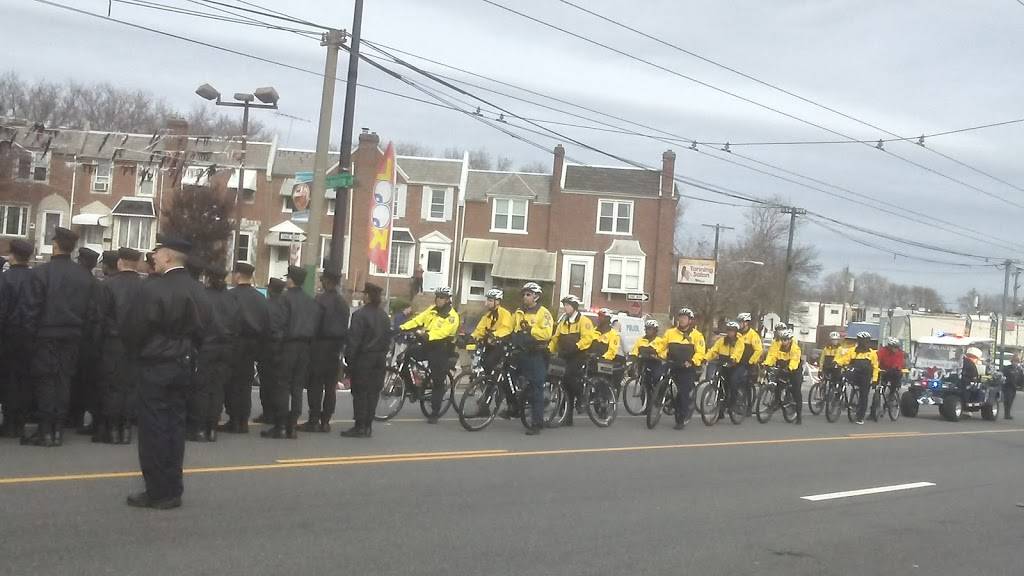 Fresh Works of Mayfair | restaurant | 6801 Frankford Ave, Philadelphia, PA 19135, USA | 4844832705 OR +1 484-483-2705