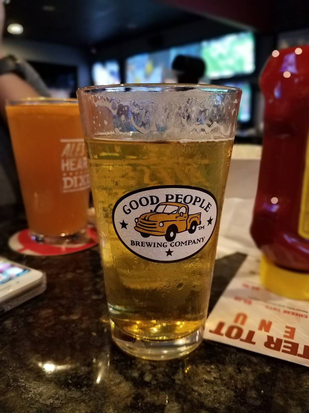 Overtime Grill & Bar | restaurant | 100 Frankfurt Cir, Birmingham, AL 35211, USA | 2052025674 OR +1 205-202-5674