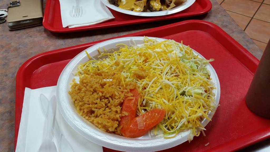 Estradas Mexican Food | restaurant | 9292 Carlton Hills Blvd, Santee, CA 92071, USA | 6194481676 OR +1 619-448-1676