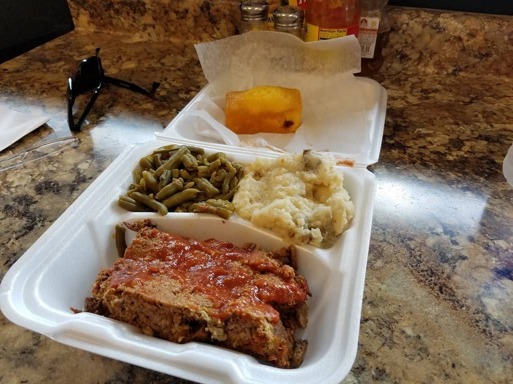 Honey Hole soul food | restaurant | 493 Waldron Rd, La Vergne, TN 37086, USA | 6152802176 OR +1 615-280-2176