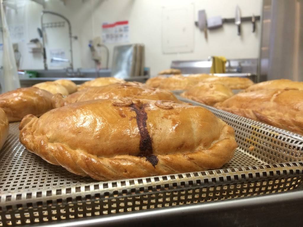 Lands End Pasty Company | restaurant | 1316 4th St SE, Minneapolis, MN 55414, USA | 6123154175 OR +1 612-315-4175