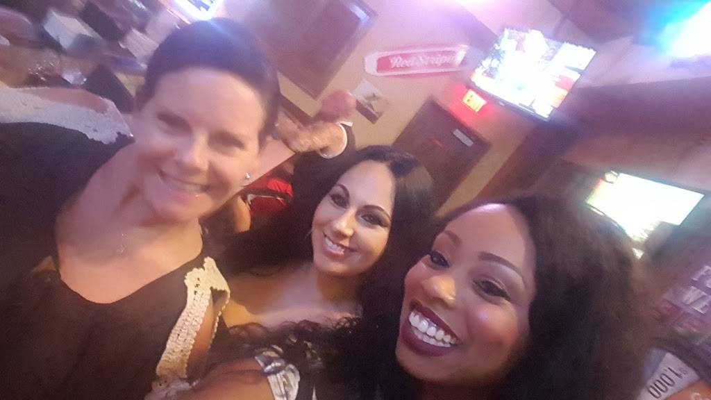 Luckys Lounge - South Location | restaurant | 7345 S Jones Blvd, Las Vegas, NV 89139, USA | 7022608991 OR +1 702-260-8991