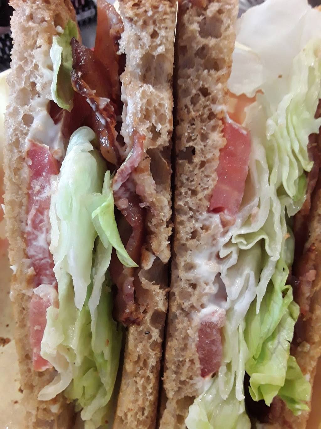 Silver State Diner | restaurant | 3430 E Tropicana Ave #6, Las Vegas, NV 89121, USA | 7024440555 OR +1 702-444-0555