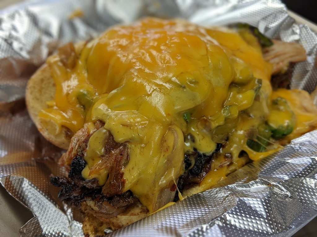 The Standing Room Restaurant | restaurant | 3556 Torrance Blvd, Torrance, CA 90503, USA | 3109218535 OR +1 310-921-8535