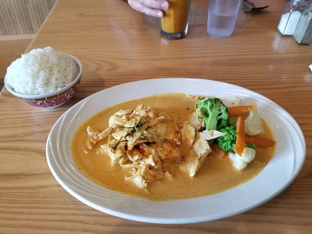 Thai Noodles | meal takeaway | 5957 McKee Rd, Fitchburg, WI 53719, USA | 6082709527 OR +1 608-270-9527