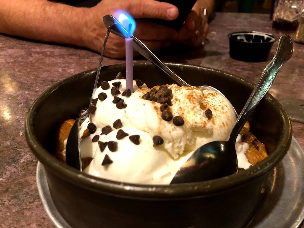 Oreganos Pizza Bistro | restaurant | 4001, 6821 E Superstition Springs Blvd, Mesa, AZ 85209, USA | 4803055096 OR +1 480-305-5096