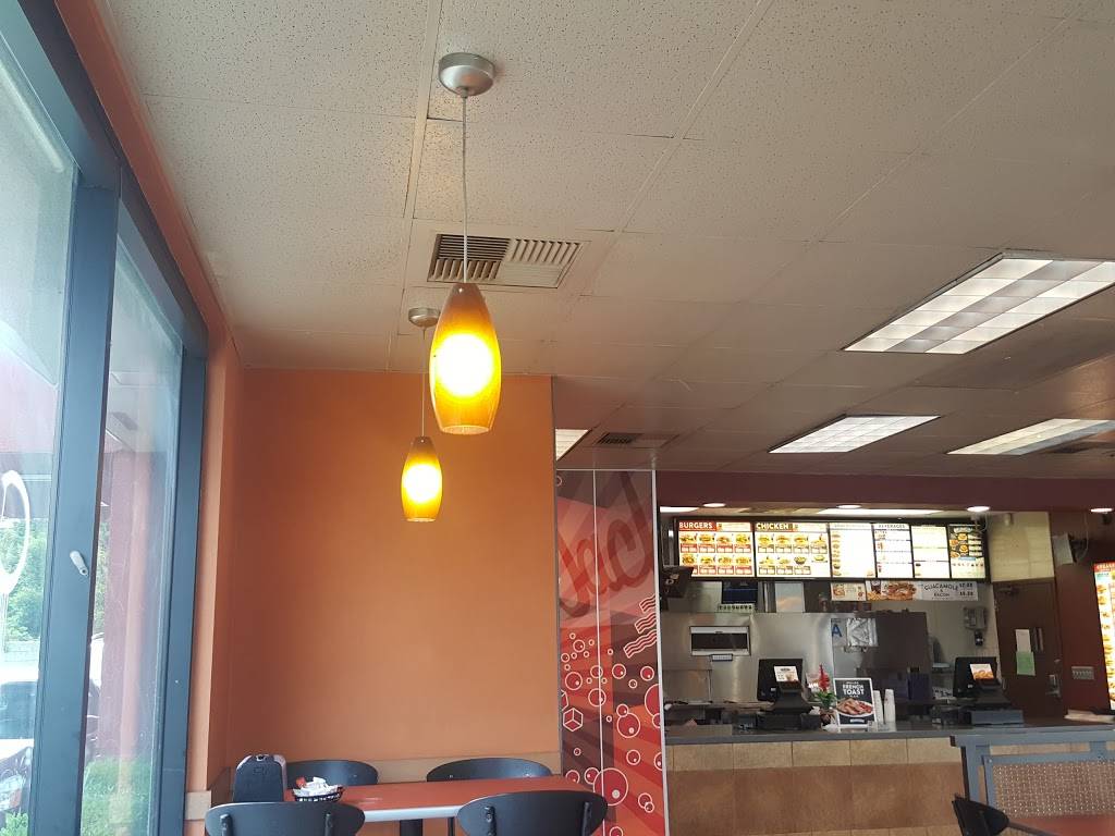 Jack in the Box | restaurant | 1335 N Dudley St, Pomona, CA 91768, USA | 9096221004 OR +1 909-622-1004