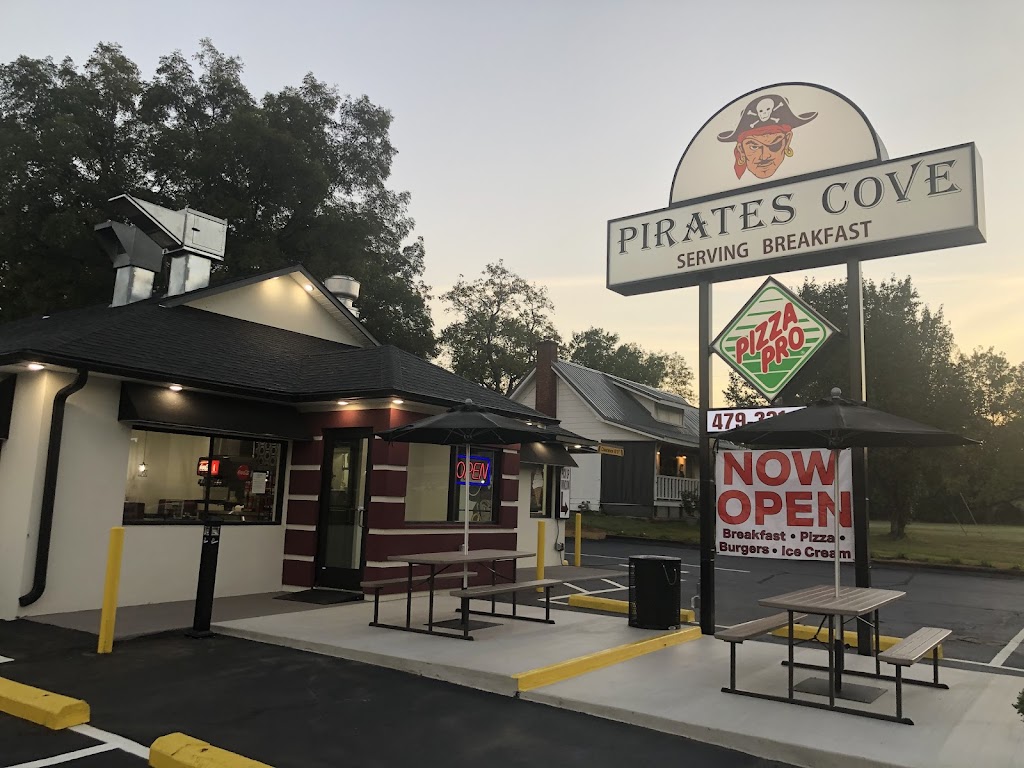 Pirates Cove / Pizza Pro | restaurant | 10186 Camp St, Dover, AR 72837, USA | 4793310135 OR +1 479-331-0135