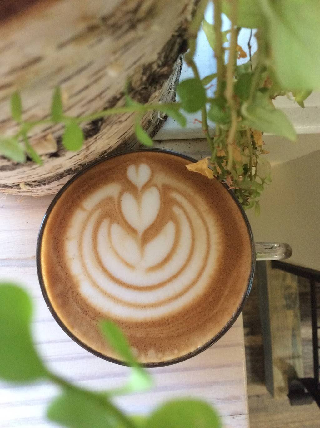 Orobí Café | restaurant | 628 S Main St, Troutman, NC 28166, USA | 7045081105 OR +1 704-508-1105