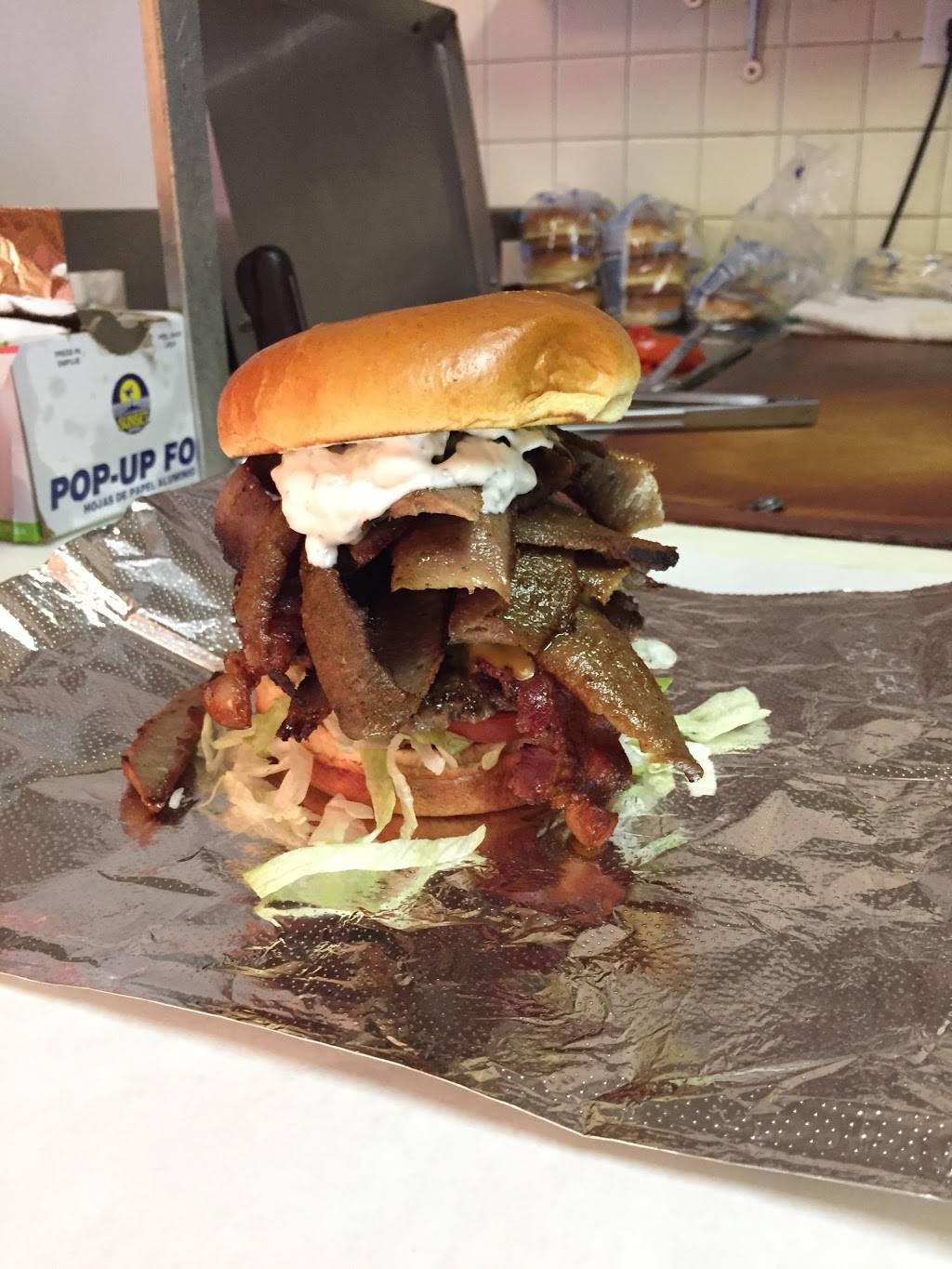 Heffys Hot Dogs | restaurant | 1520 N Elmhurst Rd, Mt Prospect, IL 60056, USA | 8473943339 OR +1 847-394-3339