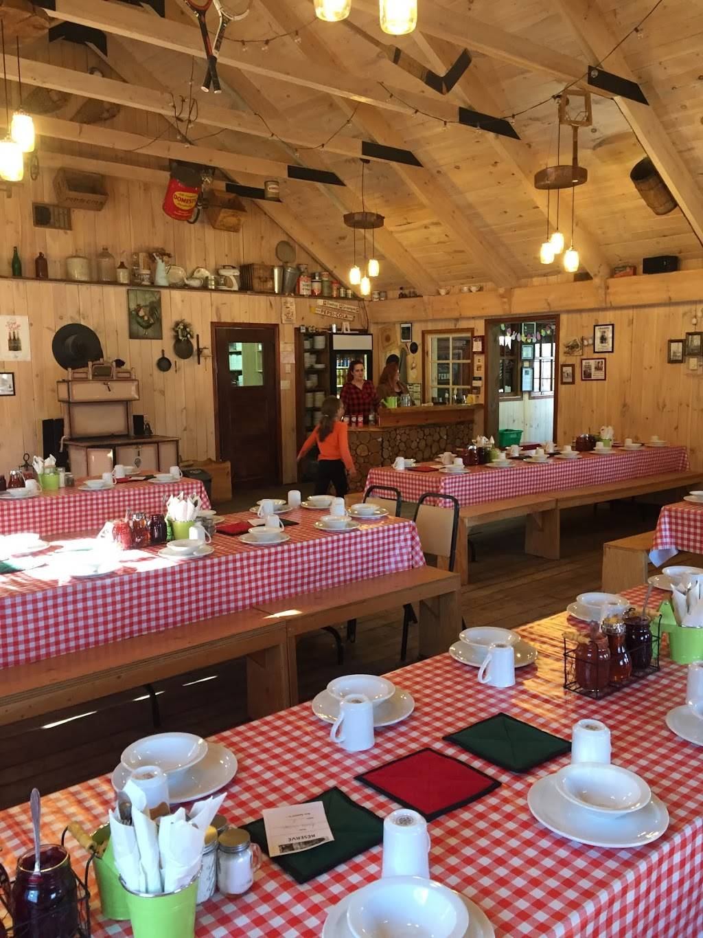 Domaine du sucrier | restaurant | 3400 Chemin du Lac, Saint-Boniface, QC G0X 2L0, Canada | 8195355322 OR +1 819-535-5322