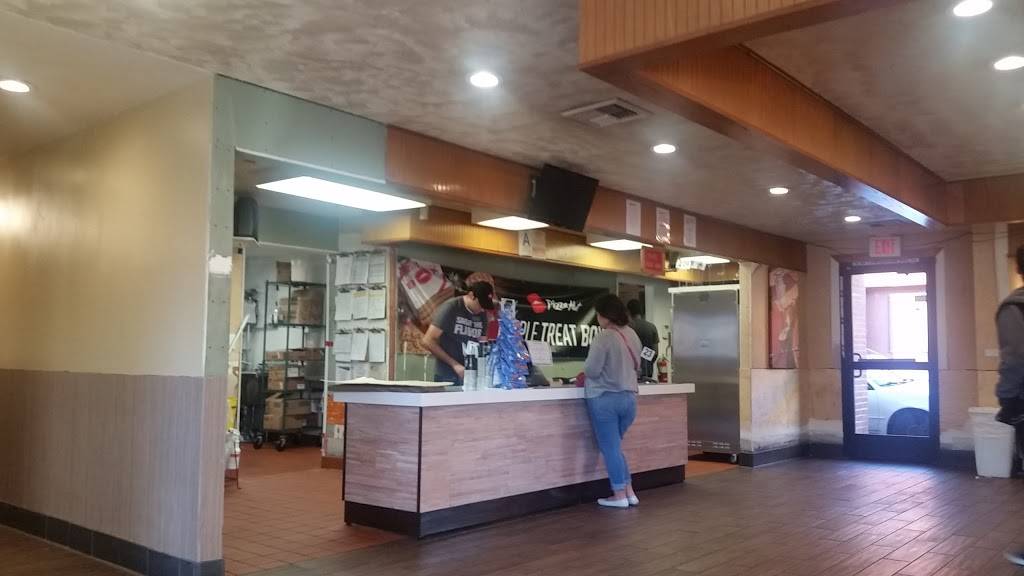 Pizza Hut | restaurant | 1555 S Western Ave, Los Angeles, CA 90006, USA | 3237347713 OR +1 323-734-7713