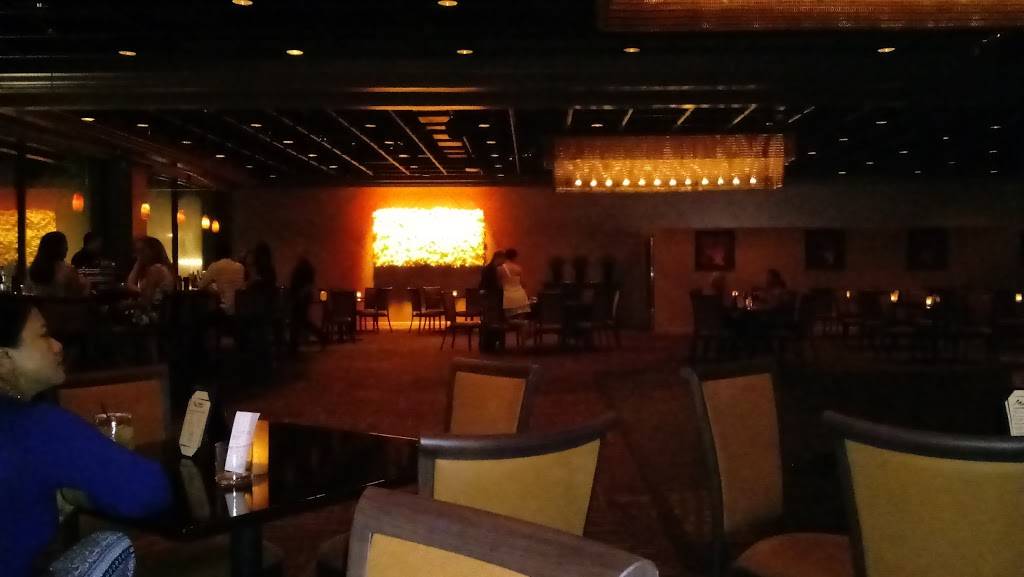 Maestros Restaurant | restaurant | 1010 N Macinnes Pl, Tampa, FL 33602, USA | 8132297827 OR +1 813-229-7827