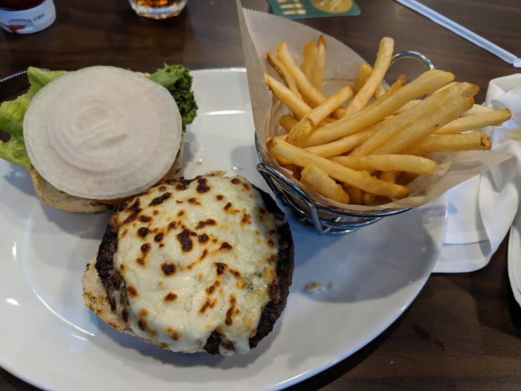 Duffys Sports Grill | restaurant | 6545 W Boynton Beach Blvd, Boynton Beach, FL 33437, USA | 5617524949 OR +1 561-752-4949