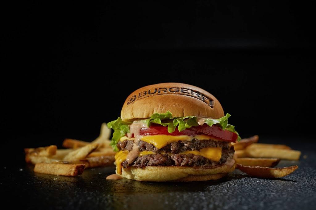 BurgerFi | restaurant | 339 S College St, Auburn, AL 36830, USA | 3345215030 OR +1 334-521-5030