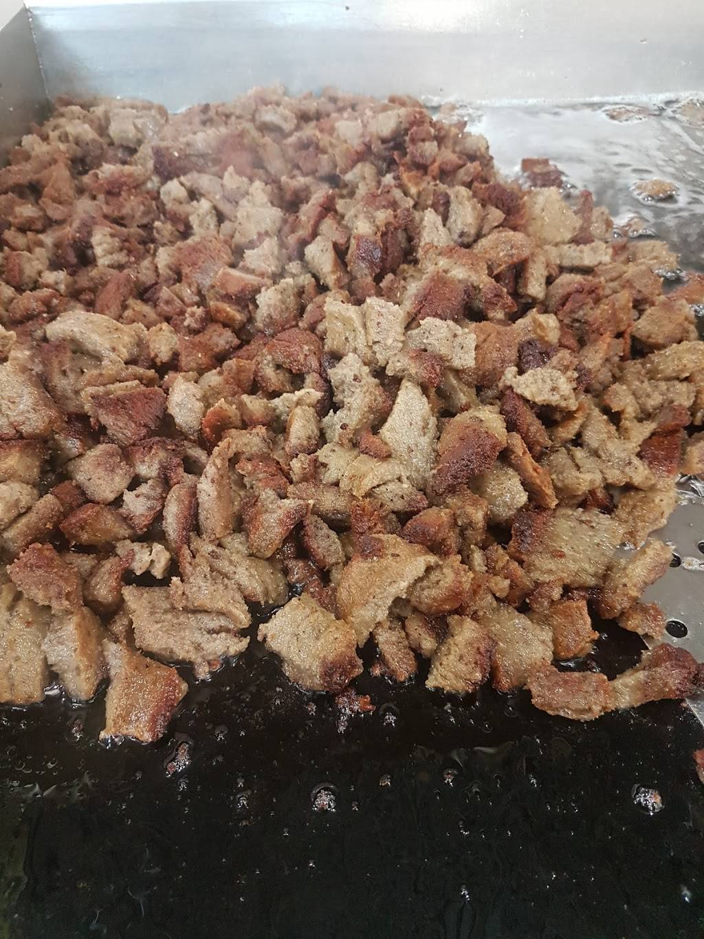 Montfort | restaurant | 424 S Service Rd, Grimsby, ON L3M 4E8, Canada | 9059454865 OR +1 905-945-4865