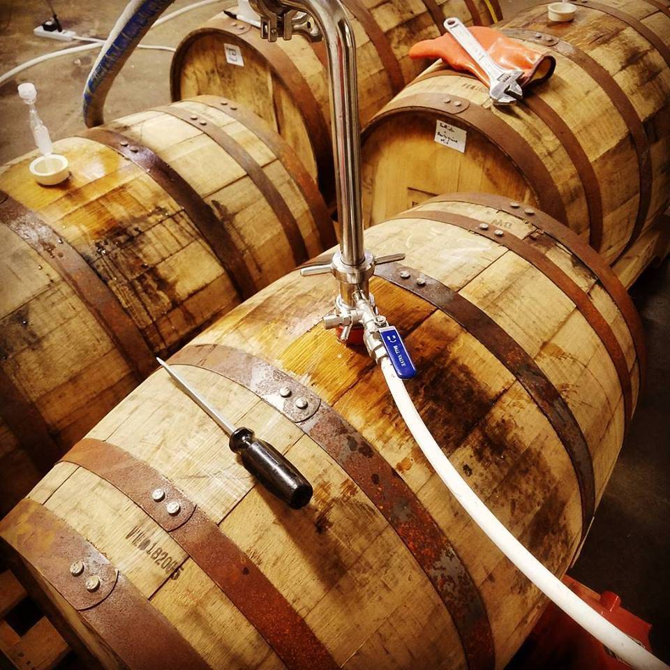 Summit City Brewerks | restaurant | 1501 E Berry St #106, Fort Wayne, IN 46803, USA | 2604200222 OR +1 260-420-0222