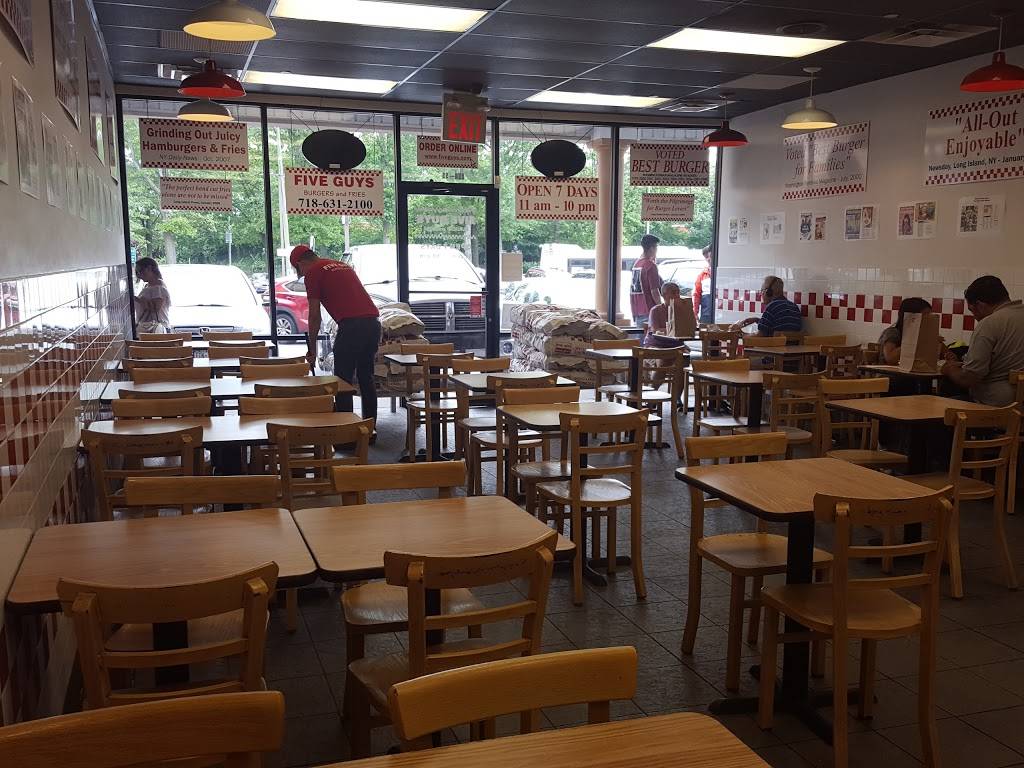 Five Guys | meal takeaway | 254-55 Horace Harding Expy, Little Neck, NY 11362, USA | 7186312100 OR +1 718-631-2100