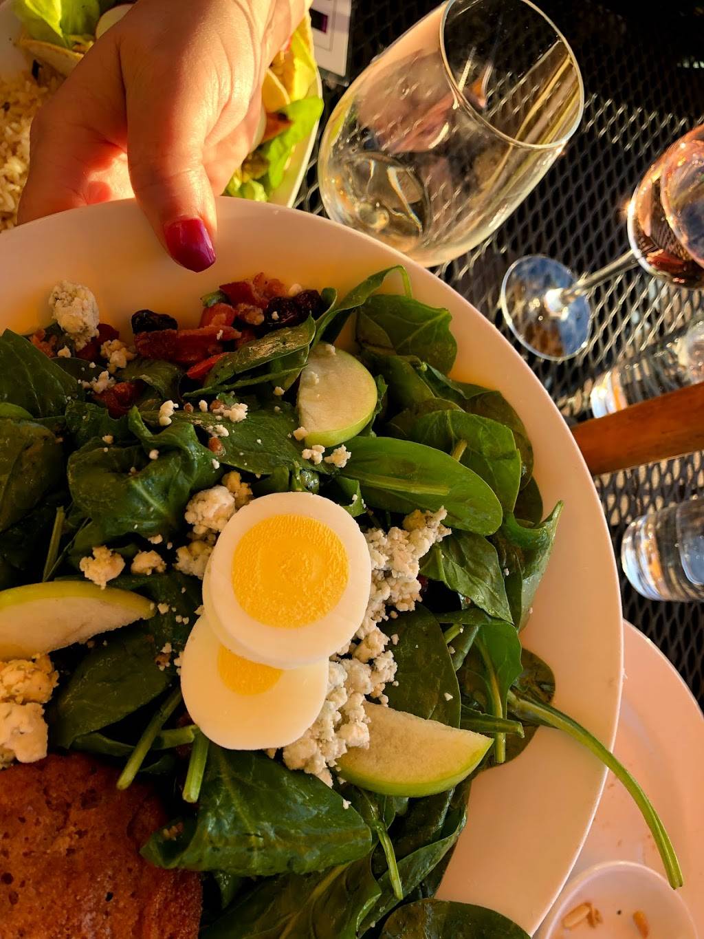 Village Tavern | restaurant | 1 W Flatiron Crossing Dr Space #2040, Broomfield, CO 80021, USA | 7208876900 OR +1 720-887-6900