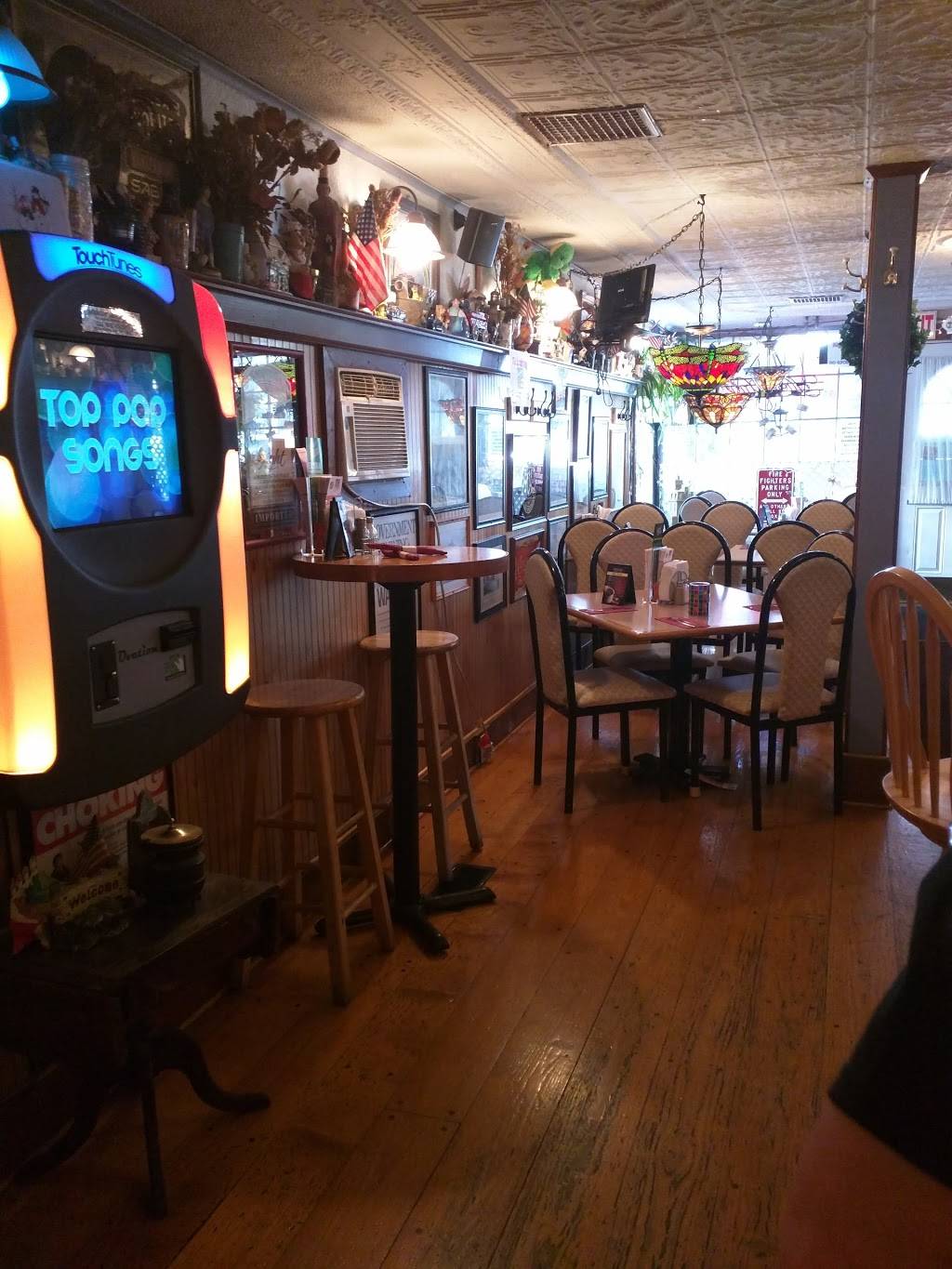 Freehold Country Pub | restaurant | 3667 Co Rd 67, Freehold, NY 12431, USA | 5186347454 OR +1 518-634-7454