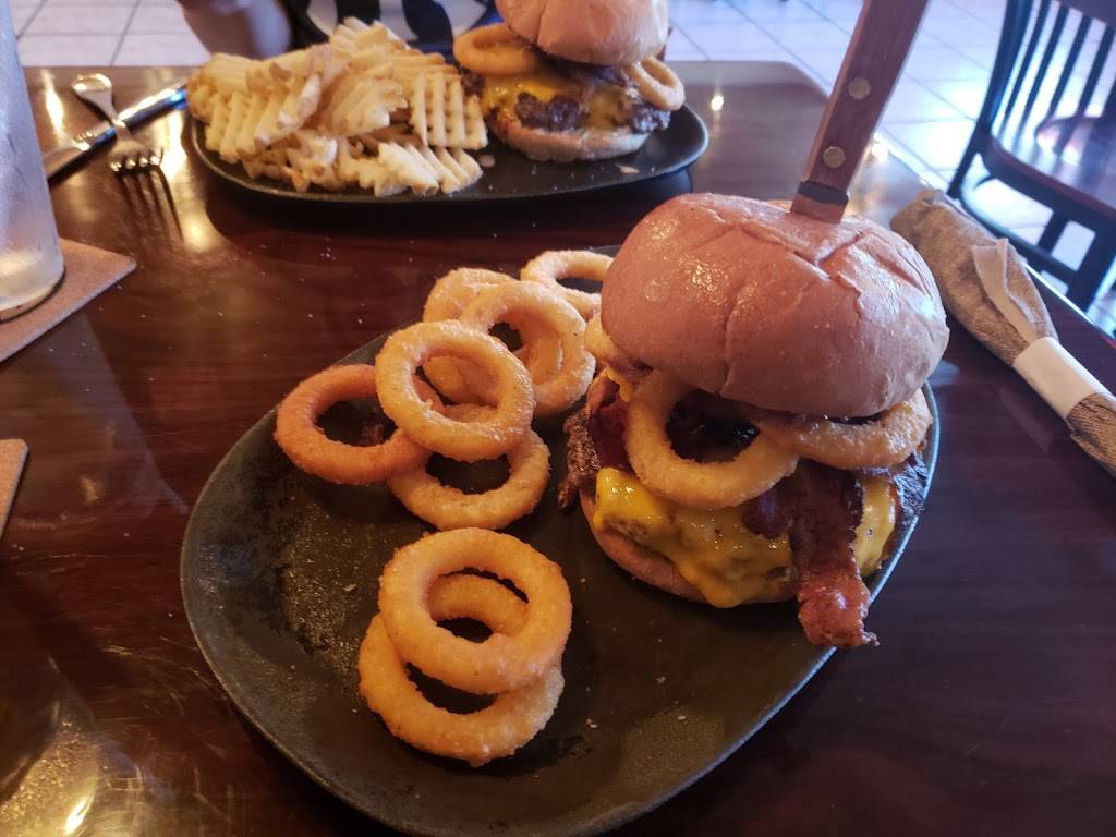 The Roots Restaurant Tavern | restaurant | 2011 Melbourne Ct, Melbourne, FL 32901, USA | 3212200636 OR +1 321-220-0636