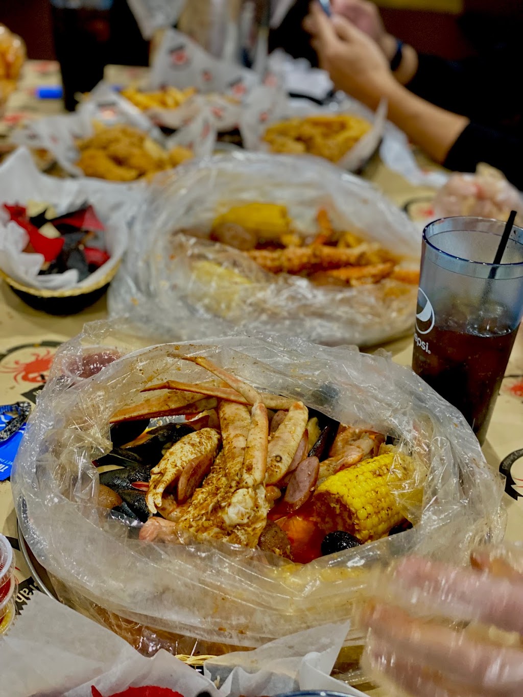 The Crab General | restaurant | 795 Roosevelt Ave, Carteret, NJ 07008, USA | 7323664035 OR +1 732-366-4035