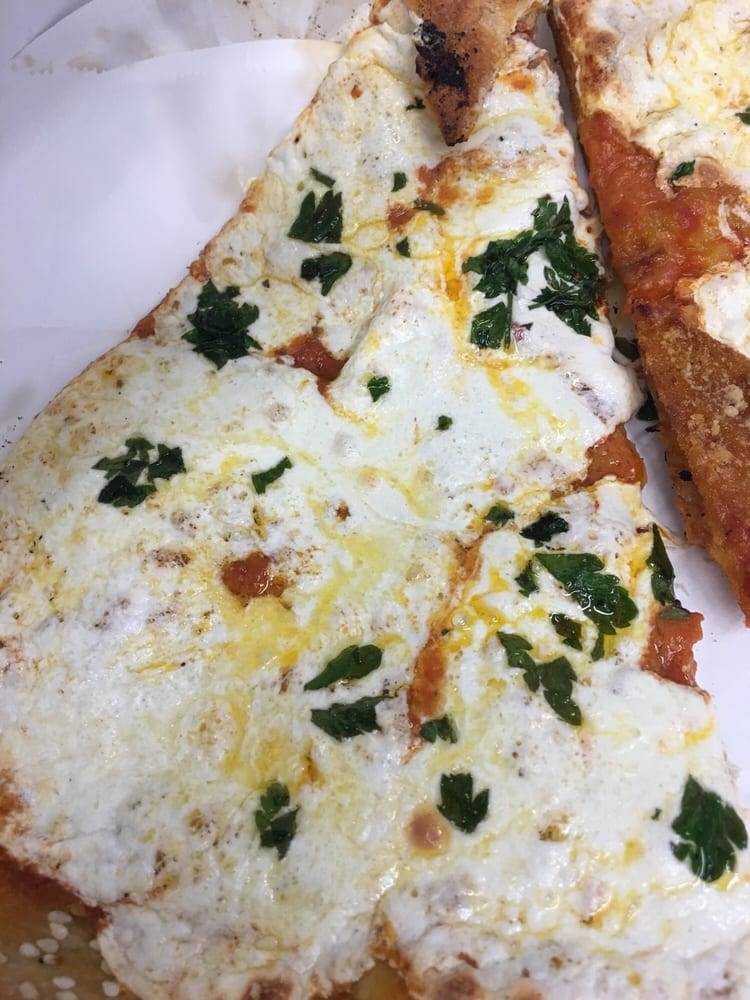 Ciccio Pizza | restaurant | 207 Avenue U, Brooklyn, NY 11223, USA | 7183729695 OR +1 718-372-9695