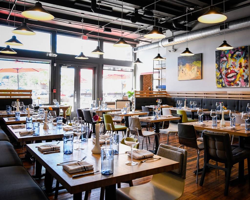 Rebel Kitchen | restaurant | 108 W Jackson Ave, Knoxville, TN 37902, USA | 8658517676 OR +1 865-851-7676