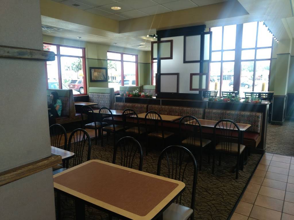 Arbys | restaurant | 13050 N Cleveland Ave, Fort Myers, FL 33903, USA | 2396566113 OR +1 239-656-6113