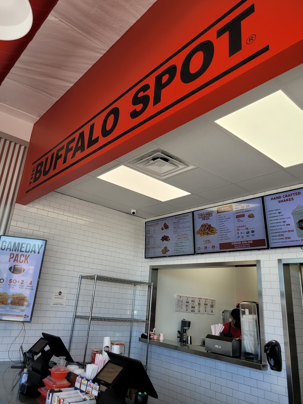 The Buffalo Spot | restaurant | 14788 Bear Valley Rd #104, Victorville, CA 92395, USA | 4422554555 OR +1 442-255-4555