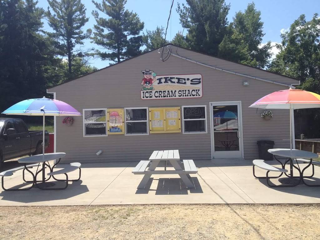 Ikes Ice Cream Shack | restaurant | 119 W Lake St, Crystal, MI 48818, USA | 9895844321 OR +1 989-584-4321