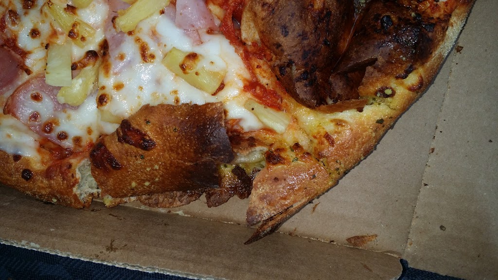 Dominos Pizza | meal delivery | 560 E Virginia Way Ste B, Barstow, CA 92311, USA | 7602560668 OR +1 760-256-0668