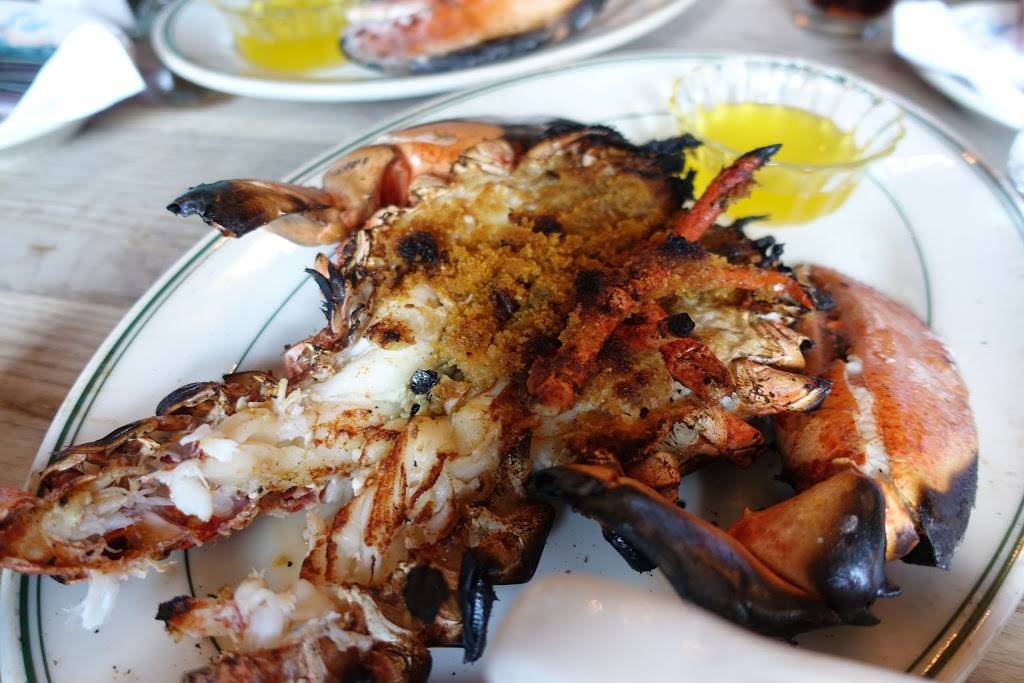 Peter Lugers Steakhouse | restaurant | 255 Northern Blvd, Great Neck, NY 11021, USA | 5164878800 OR +1 516-487-8800