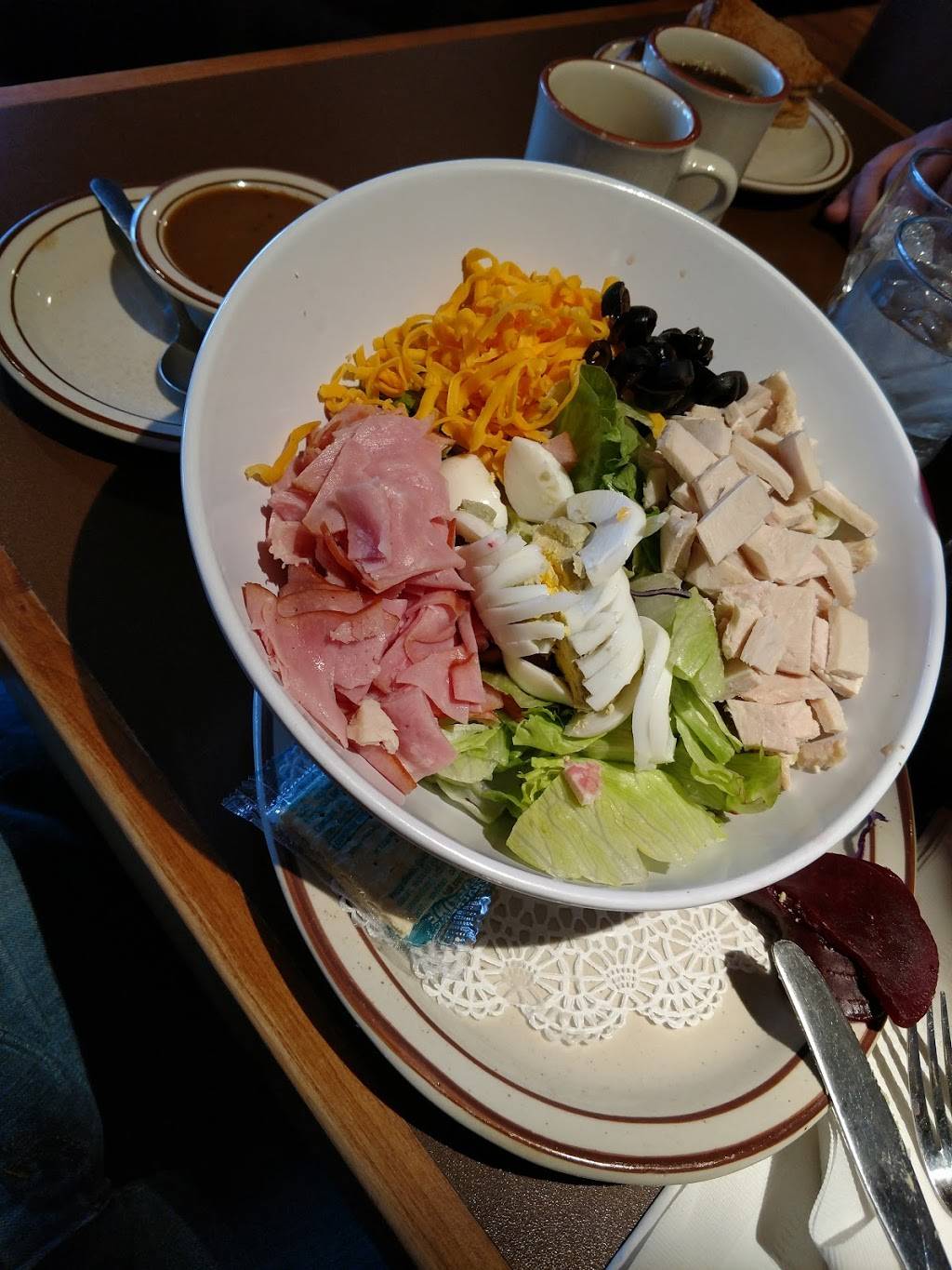 Burs Restaurant and Lounge | restaurant | 6151 Steilacoom Blvd SW, Lakewood, WA 98499, USA | 2535884844 OR +1 253-588-4844