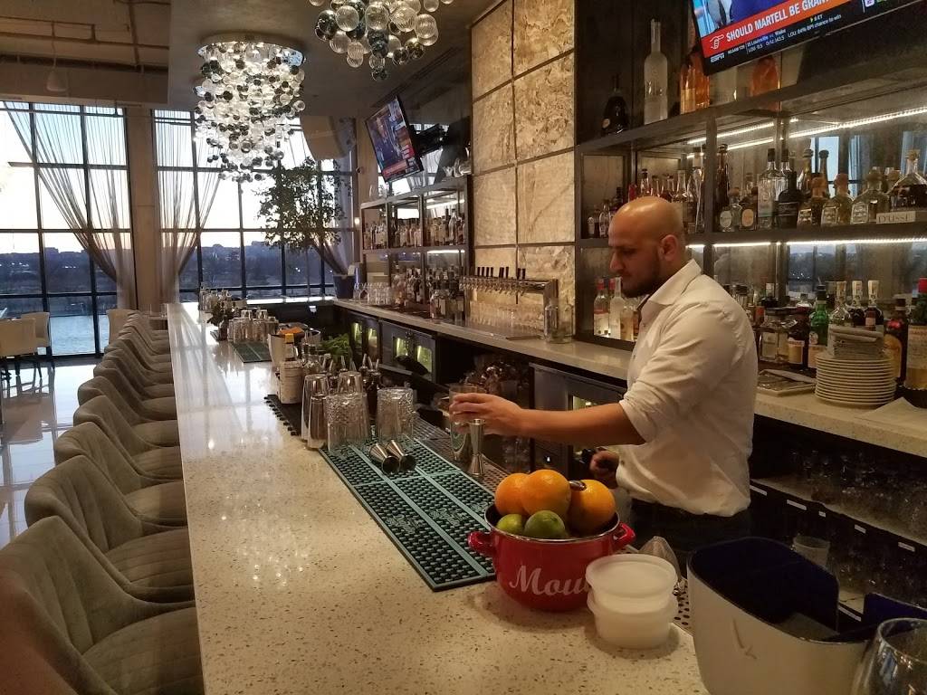 La Vie | restaurant | 88 District Square SW 5th floor, Washington, DC 20024, USA | 2025605501 OR +1 202-560-5501